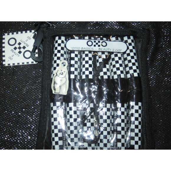 Otto Basics 12 pieces lip color gloss Beauty 2 Go! Compact pouches lipstick - Picture 1 of 4